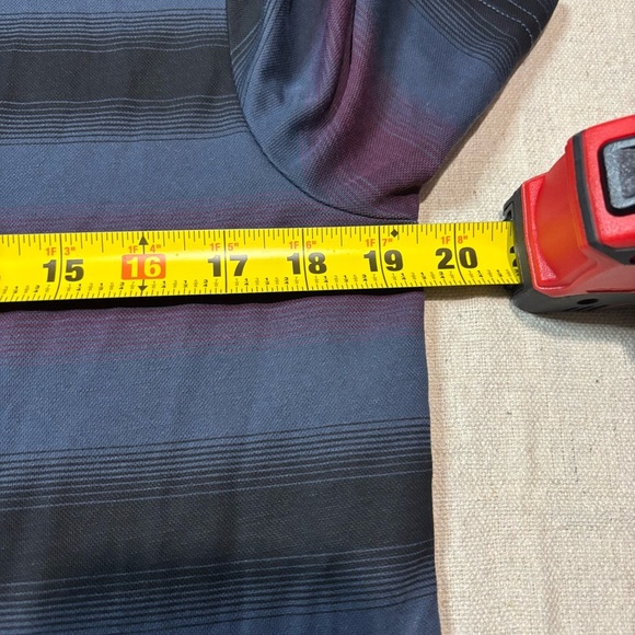 Travis Mathew Staycation Polo Mauve Wine Men’s Polo Size Medium Casual - Picture 4 of 5